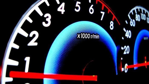 Langsam Motor Naik Turun Sendiri. Inilah Penyebab RPM Mobil Naik Turun Beserta Solusinya