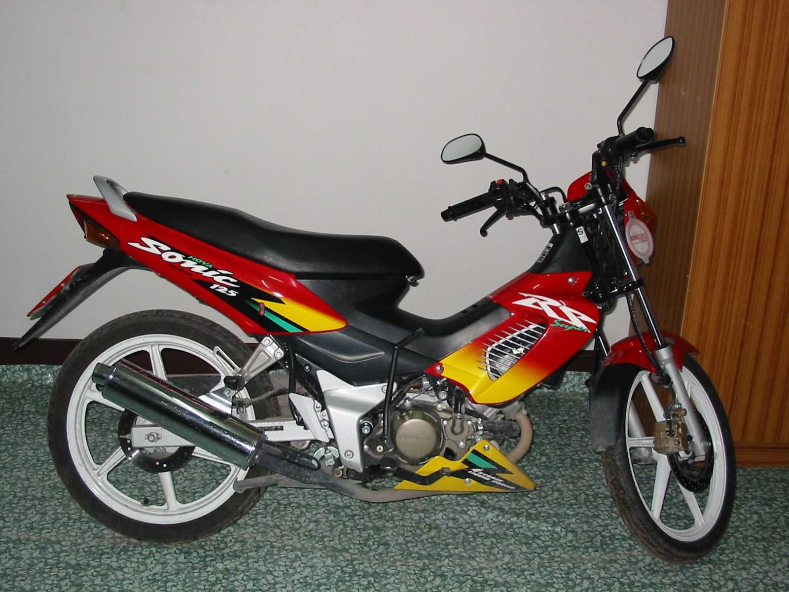 Rangka Cs1 Dan Sonic. Honda Nova Sonic 125 RS, Ayam Jago Impornya Honda