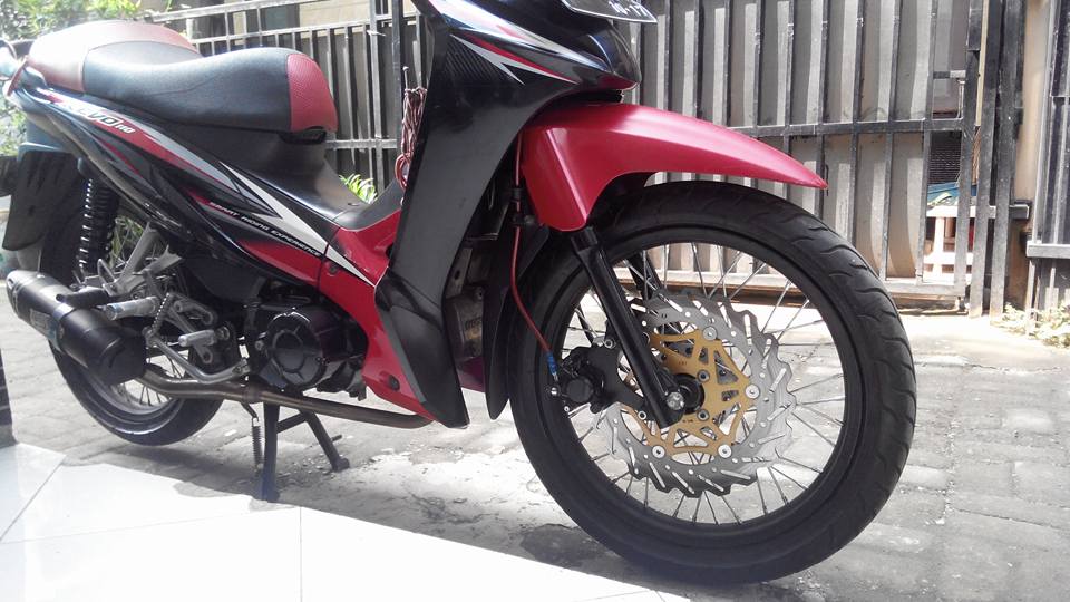 Warna Velg Yg Cocok Untuk Motor Warna Merah. Karakter Motormu Terlihat dari Warna Velg Pilihanmu!