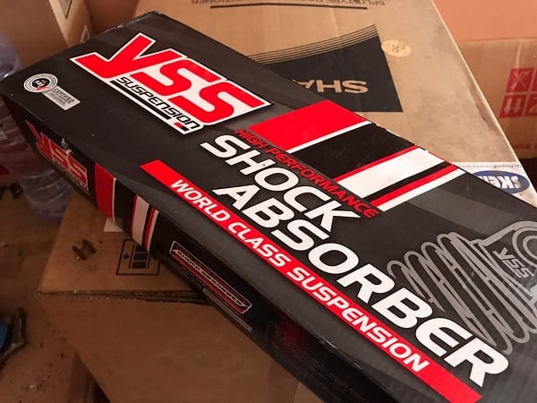 Ukuran Shock Belakang Revo Absolute. Pengalaman Menggunakan Shockbreaker YSS (Sokbreker) di