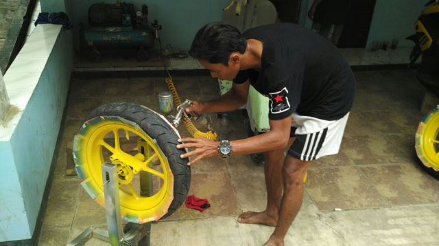 Harga Repaint Velg Motor Aerox. Cat Velg Motor Daerah Depok