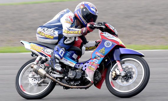 Spek Jupiter Z 2010. Modifikasi Yamaha Jupiter-Z, 2010 (Yogyakarta)