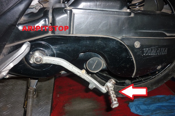 Cara Pasang Per Engkol Beat Karbu. Pedal Kick Starter Motor Matic Macet…? Bersihkan Dulu Jangan