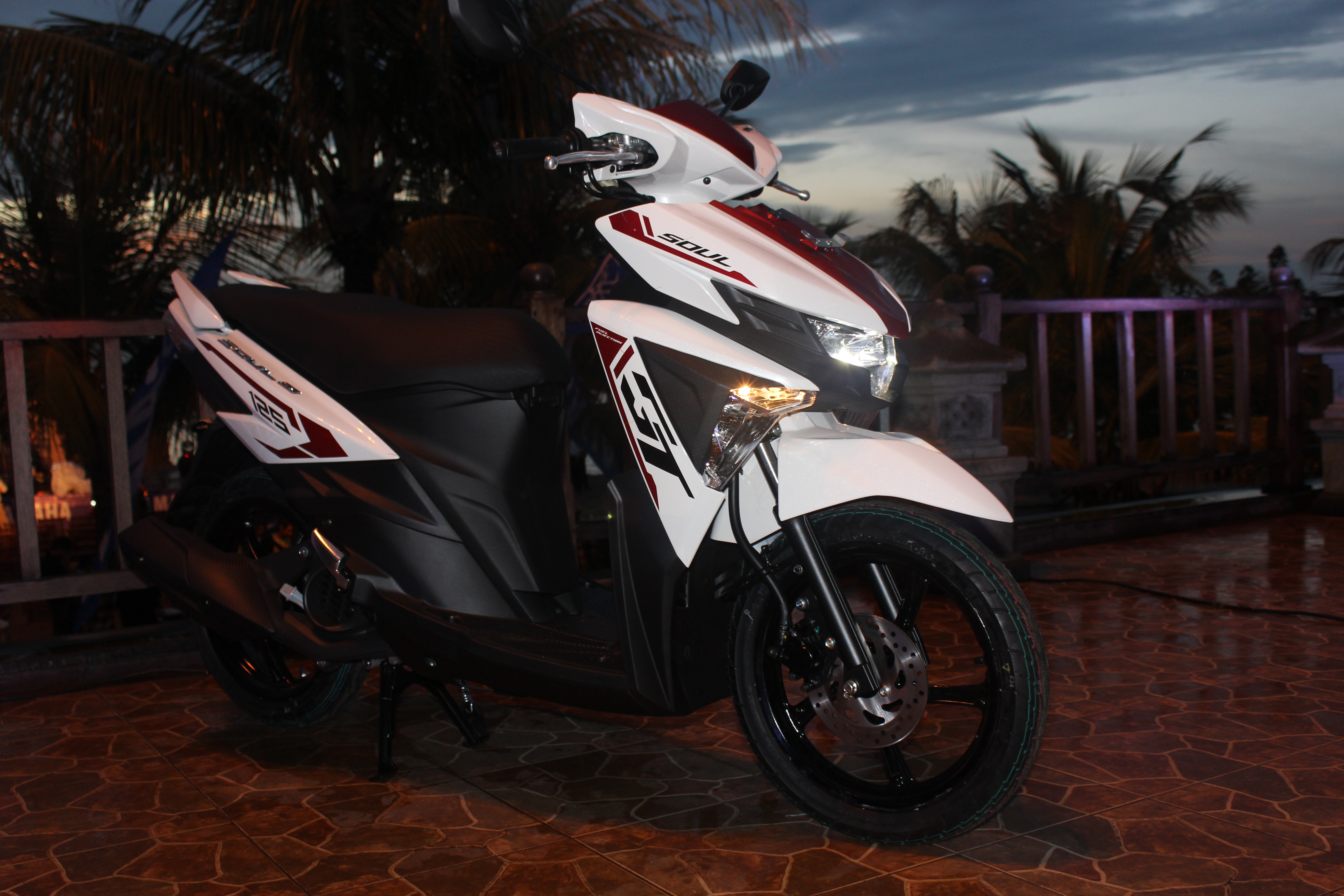 Kredit Mio Soul Gt 2015. Melihat Angka Cicilan Kredit Vario 125 dan All New Soul GT 125