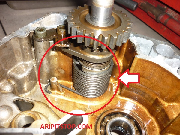 Per Engkol Jupiter Mx. Ganti Per Kick Starter Jupiter MX,Harus Turun Mesin…!