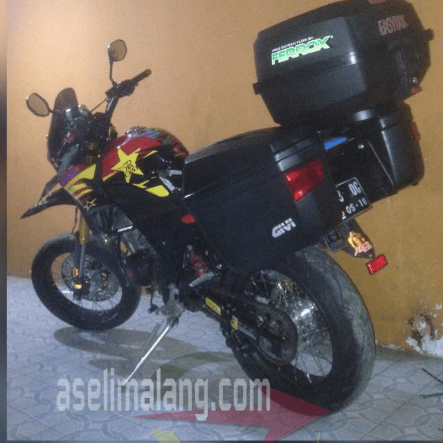 Cb150r Supermoto. Modifikasi Honda CB150R Supermoto (2)