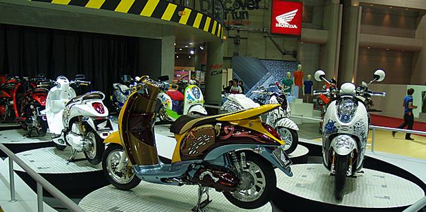 Scoopy Modif Thailand. Modif Honda Scoopy Di Thailand Motor Show 2011