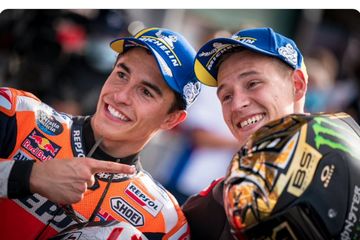 Gaji Di Yamaha. Agar Bisa Bertahan, Yamaha Harus Penuhi Gaji Selangit Fabio