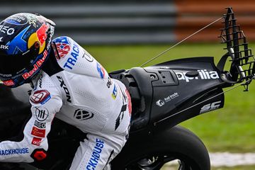 Pasang Jam Di Motor. Tes Pramusim MotoGP 2024