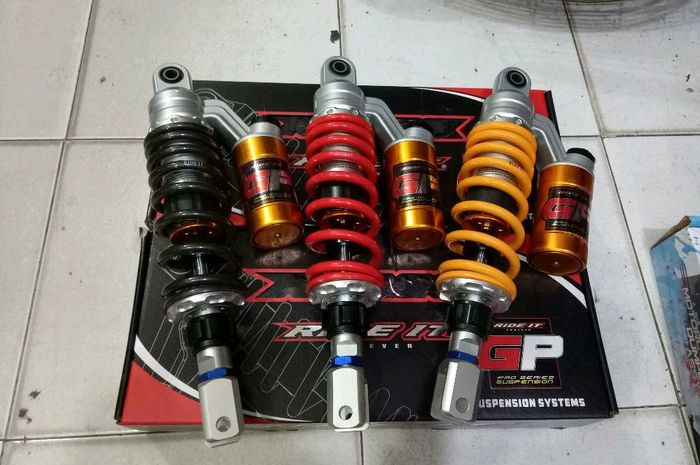 Cara Membuat Shock Aerox Empuk. Biar Makin Empuk, Ini Solusi Murah Buat Sokbreker Belakang Matic