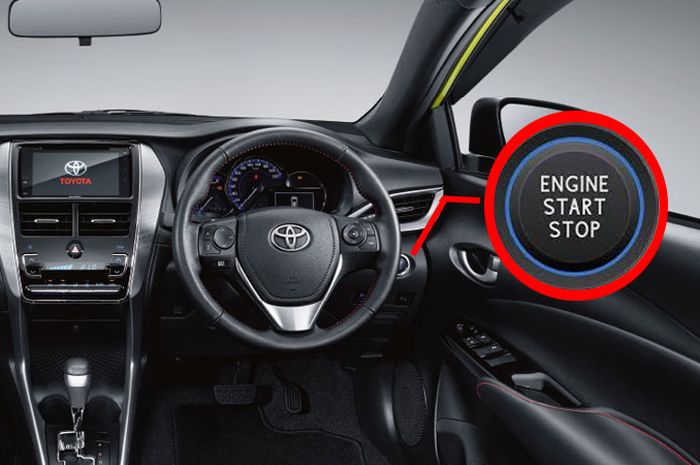 Cara Menghidupkan Mobil Matic Tanpa Kunci. Toyota Yaris TRD Sudah Ada Fitur Engine Start/Stop Button, Begini