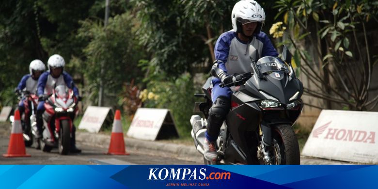 Cara Belajar Naik Motor Honda Beat. Ini Cara Berkendara Motor Kopling yang Benar untuk Pemula