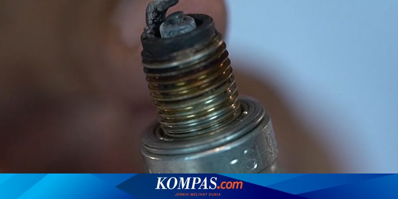 Cara Membuka Busi Honda Revo. Jangan Sering Buka Busi Saat Mesin Masih Panas