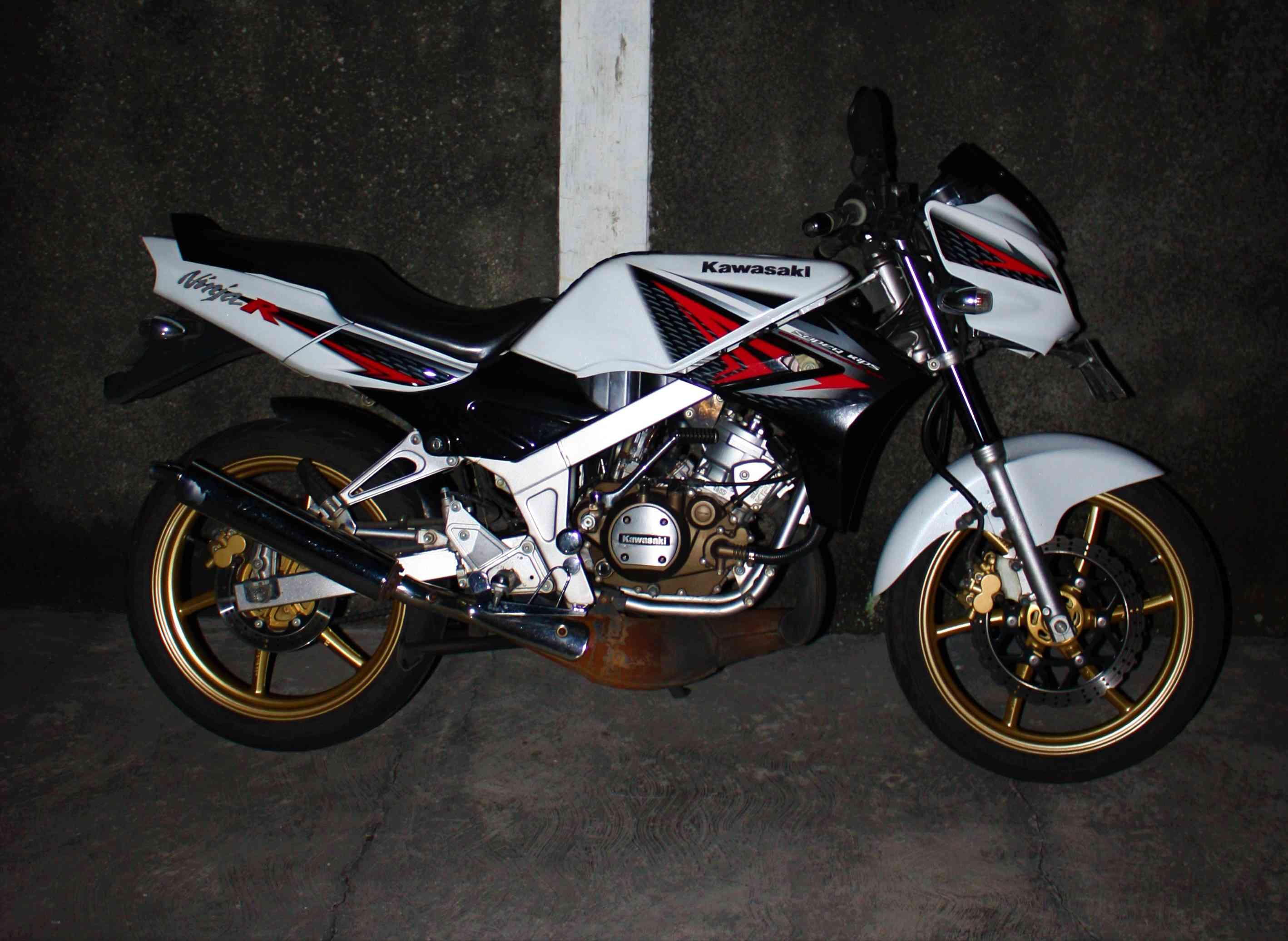 Ninja R Tahun 2014. Review Ninja 150 R Selama Penggunaan 3 Tahun