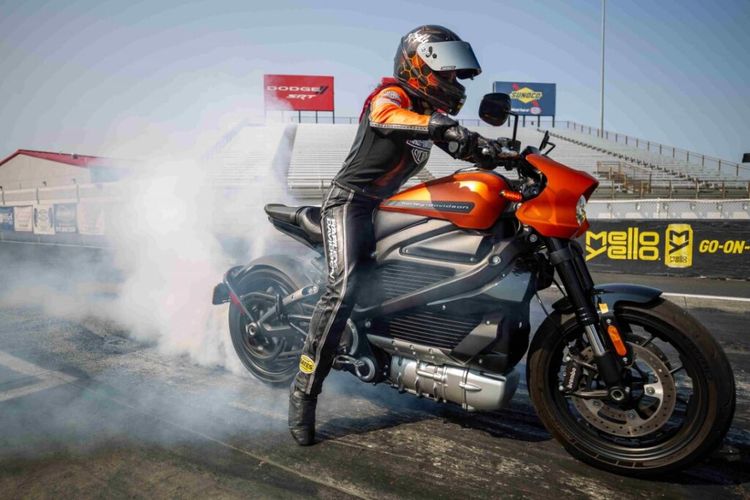 Video Motor Drag Ninja 2 Tak. Viral Video Balapan Drag Bike Taruhan Terbesar Rp 2 Miliar di