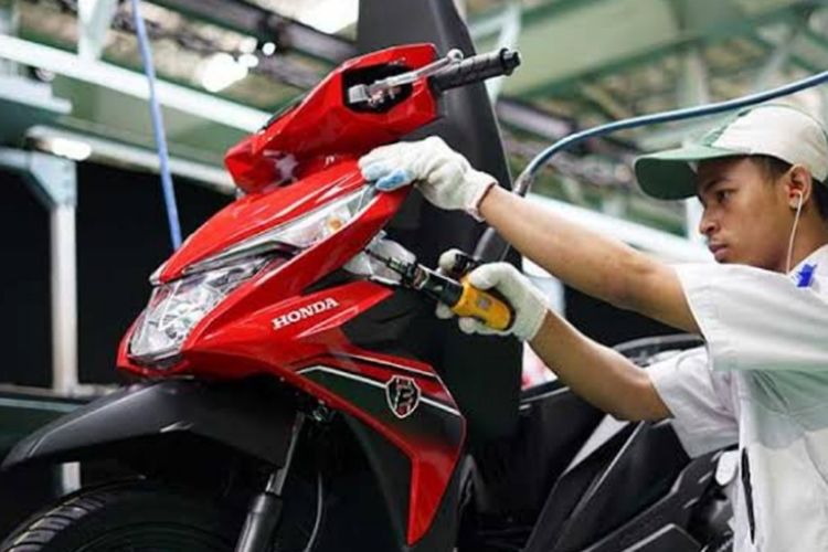 Cara Memanaskan Motor Matic Yang Benar. Cara Memanaskan Motor Matic Injeksi yang Benar, Apa Perlu