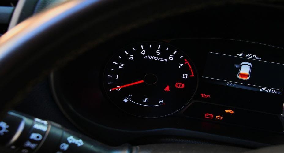 Saringan Tangki Bensin Motor. 8 Komponen Bahan Bakar Dalam Mobil yang Penting