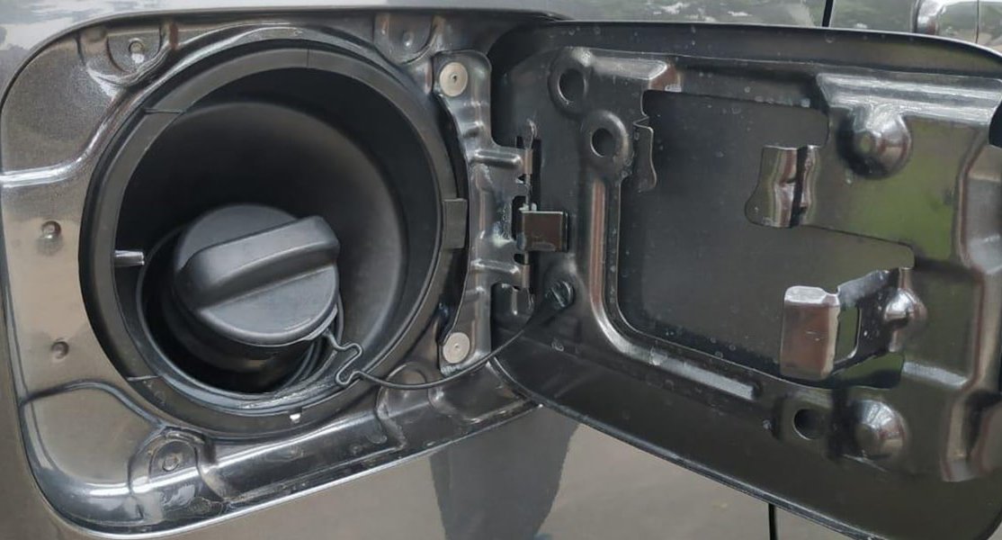 Motor Kemasukan Air. 3 Dampak Tangki Bensin Kemasukan Air & Solusinya