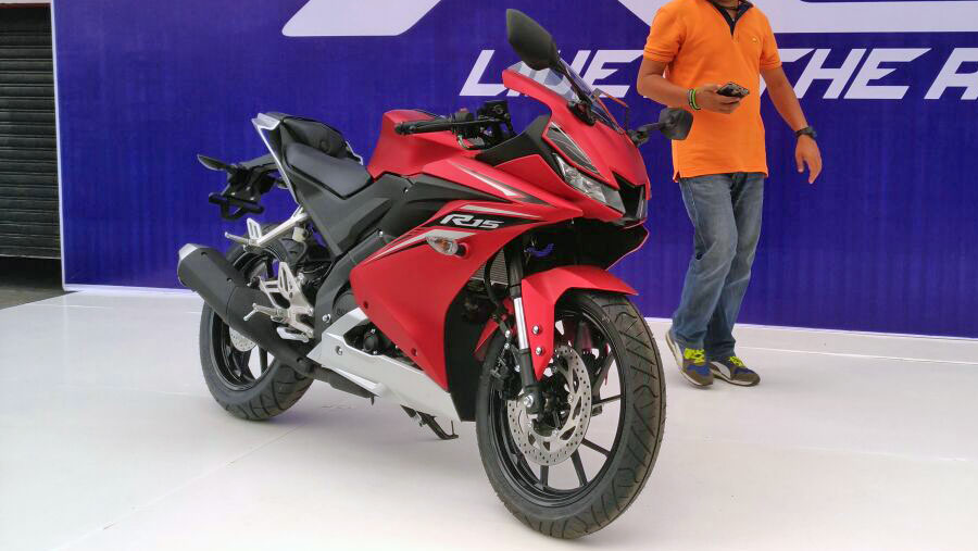 Harga R15 V3 Abs. Yamaha Rilis Harga Resmi R15 V3, Tertarik?