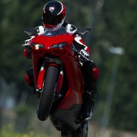 Harga Ducati 848 Evo. Ducati 848 Evo, Mainan Baru Penggila Kecepatan