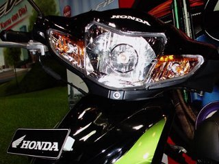Lampu Led Untuk Motor Honda Revo. Trik Bikin Terang Lampu Honda Absolute Revo