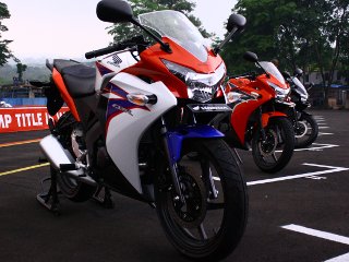 Tromol Ninja Variasi. Memasang Tromol Ninja di Honda CBR150R