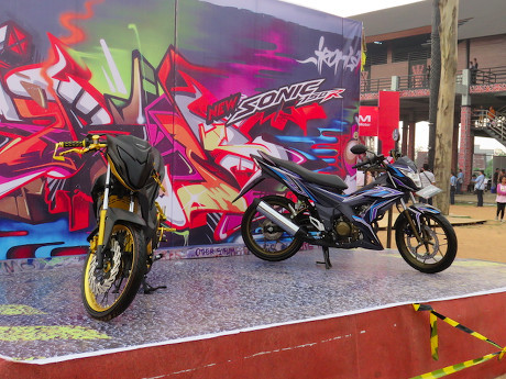 Modif Honda Sonic. Mau Modif Honda Sonic 150R? Ini 2 Contohnya