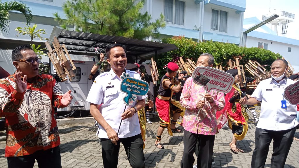 Pajak Telat 2 Tahun. Samsat Ingatkan, Tak Bayar Pajak 2 Tahun, STNK di hapus