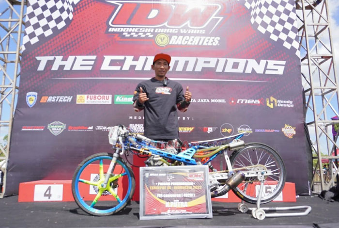 Mx King Drag Thailand. Jawara FFA Campuran 402 M di IDW Racertees Seri 2 Jogja Dwi