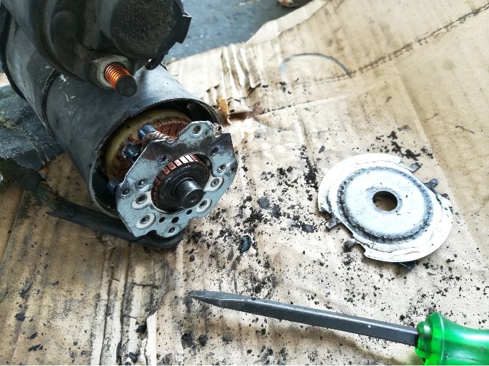 Biaya Servis Dinamo Starter Motor. Kisaran Biaya Perbaikan Dinamo Starter Mobil yang Rusak