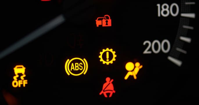 Lampu Speedometer Mobil Kedap Kedip. 15 Arti Lampu Indikator Mobil Kedap Kedip dan Cara Mengatasinya