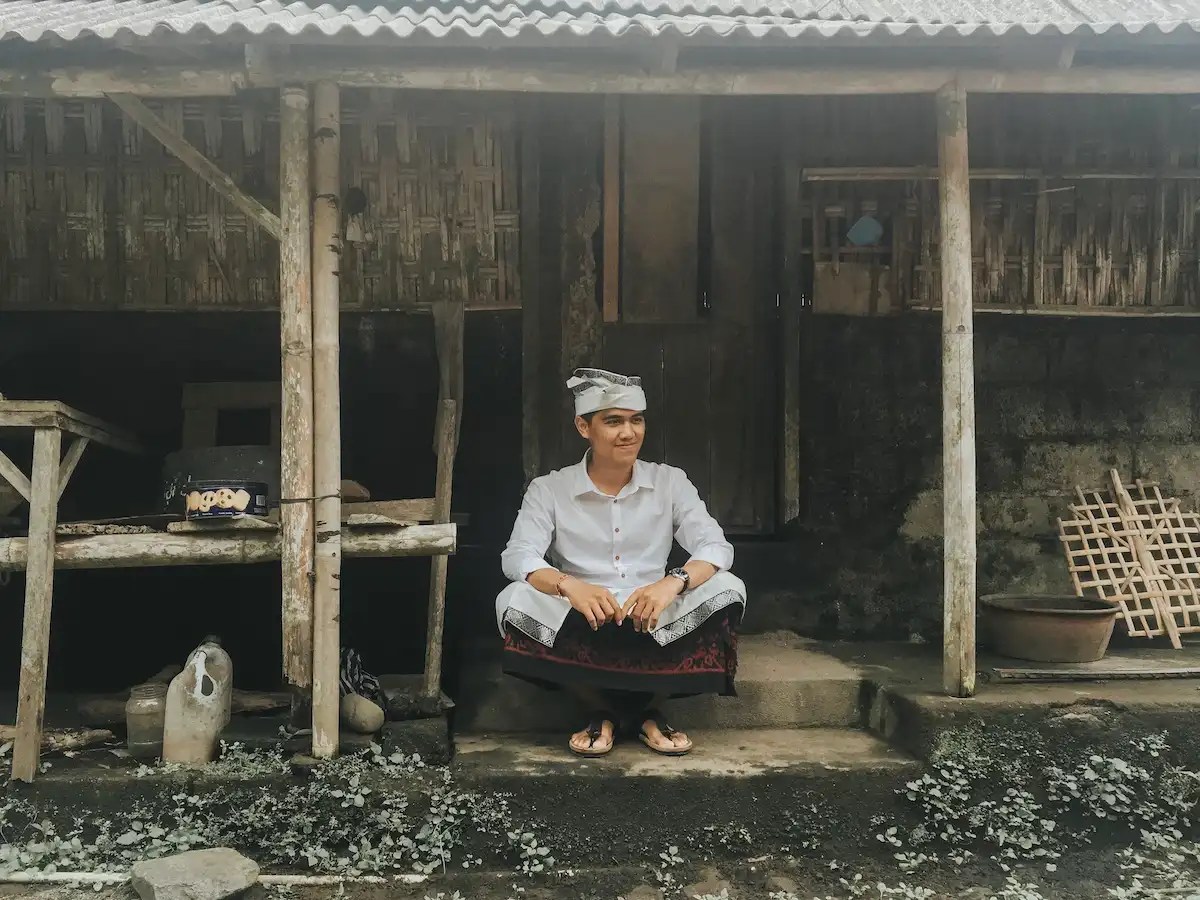 Cara Pakai Udeng Jawa. Cara Memakai Udeng Bali yang Tepat, Yuk Cari Tahu!