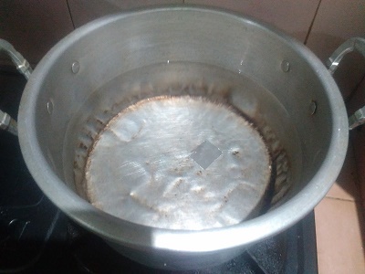 Cara Memperbaiki Panci Bocor. Cara Praktis Menambal Panci Alumunium Yang Bolong dan Bocor