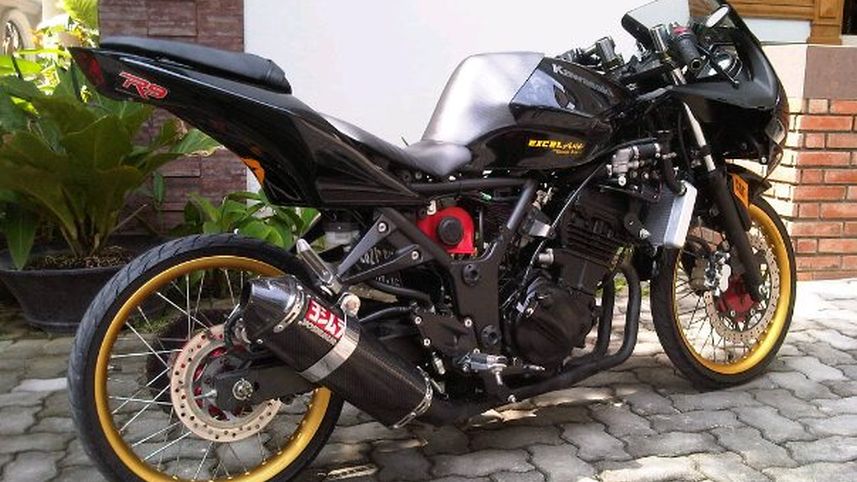 Motor Alay Di Indonesia. Modifikasi Motor Ngawur Ala Orang Indonesia, Banyak Bahayanya