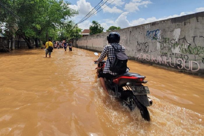 Motor Kemasukan Air. Knalpot Motor Kemasukan Air, Dampak Buruk Ini Mengintai!
