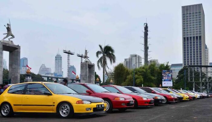 Kelebihan Dan Kekurangan Honda Civic Estilo. Harga Honda Civic Estilo Makin 