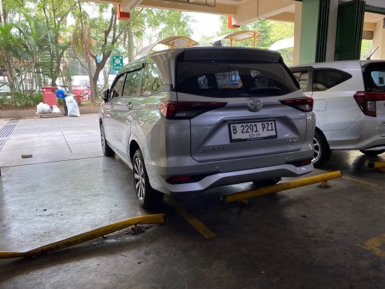 Contoh Garasi Mobil. Inilah Ukuran Garasi Mobil Avanza Model Terbaru. Gak Bikin Susah