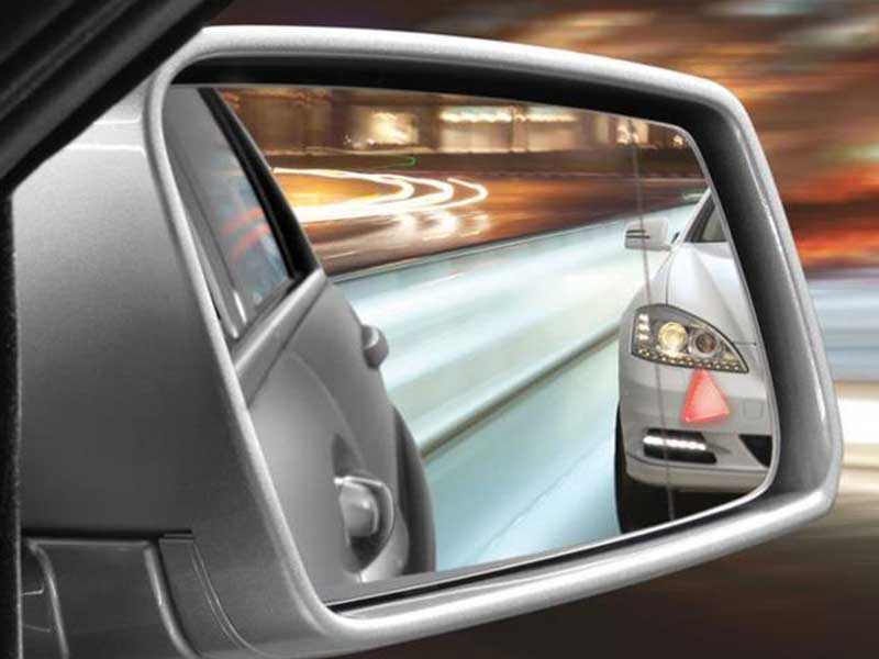 Contoh Blind Spot. Mengenal Blind Spot: Sudut Berbahaya Yang Tak Terlihat