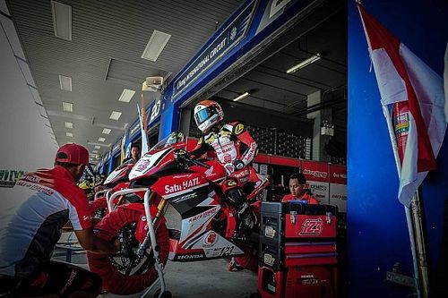Cara Membuat Mesin Motor Balap. Kepala Mekanik AHRT Beri Tips Cara Rawat Motor Balap