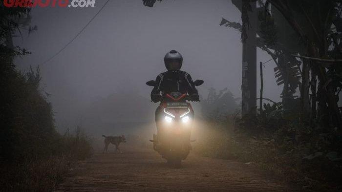 Penyebab Lampu Vario 125 Led Mati. Lampu LED Motormu Tiba-tiba Mati saat Berkendara, Ini