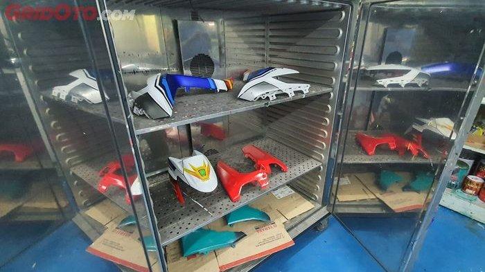 Berapa Biaya Cat Motor Full Body. Segini Biaya Ngecat Ulang Motor Yamaha di Bengkel Resmi