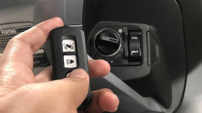 Cara Membuka Kunci Stang Vario 150. Cara Merawat Smart Key di Motor Honda, Jangan Terbiasa Mencet