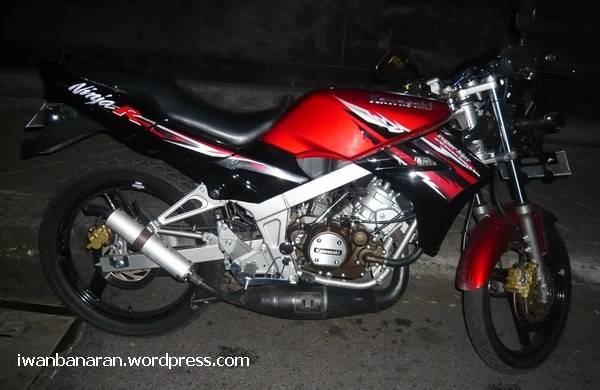 Rangka Ninja Rr. Tidak heran handling Kawasaki Ninja 150 begitu stabil