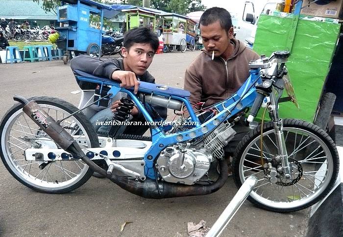 Jupiter Z Drag Liar. Yamaha Jupiter-Z mampu jabanin Satria 120 dua tak