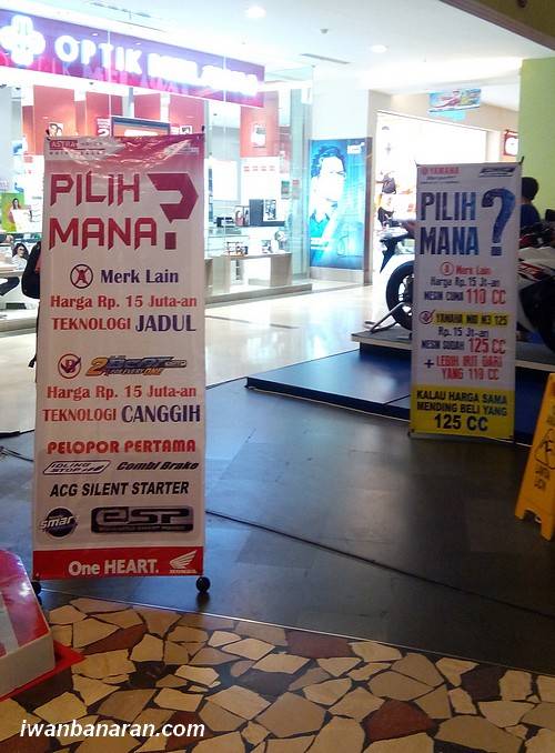 Honda Vs Yamaha. Foto perseteruan Honda vs Yamaha tiada pernah berakhir