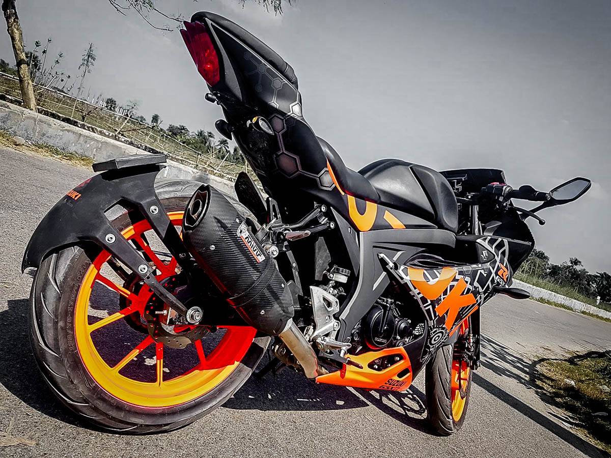 Motor 150cc Terkencang. Suzuki GSX-R150 menjadi motor 150cc terkencang di Bangladesh