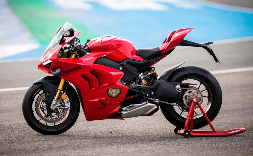 Perbedaan Ducati V4r Dan V4s. [Breaking] Ducati rilis New Panigale V4 versi upgrade, kelistrikan beda