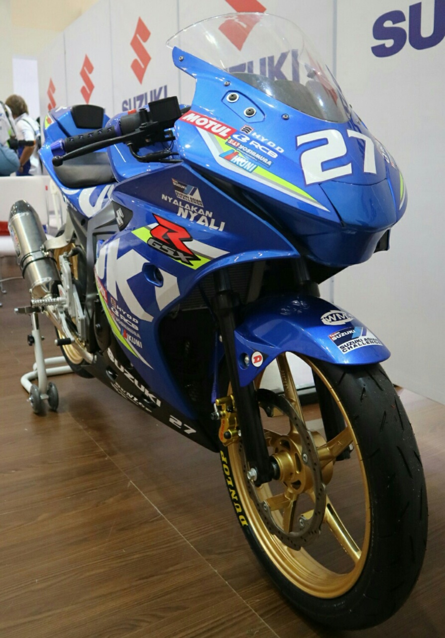 Ban Gsx R150. GSX R150 Versi Suzuki Asian Challenge 2017 Mendapat Update