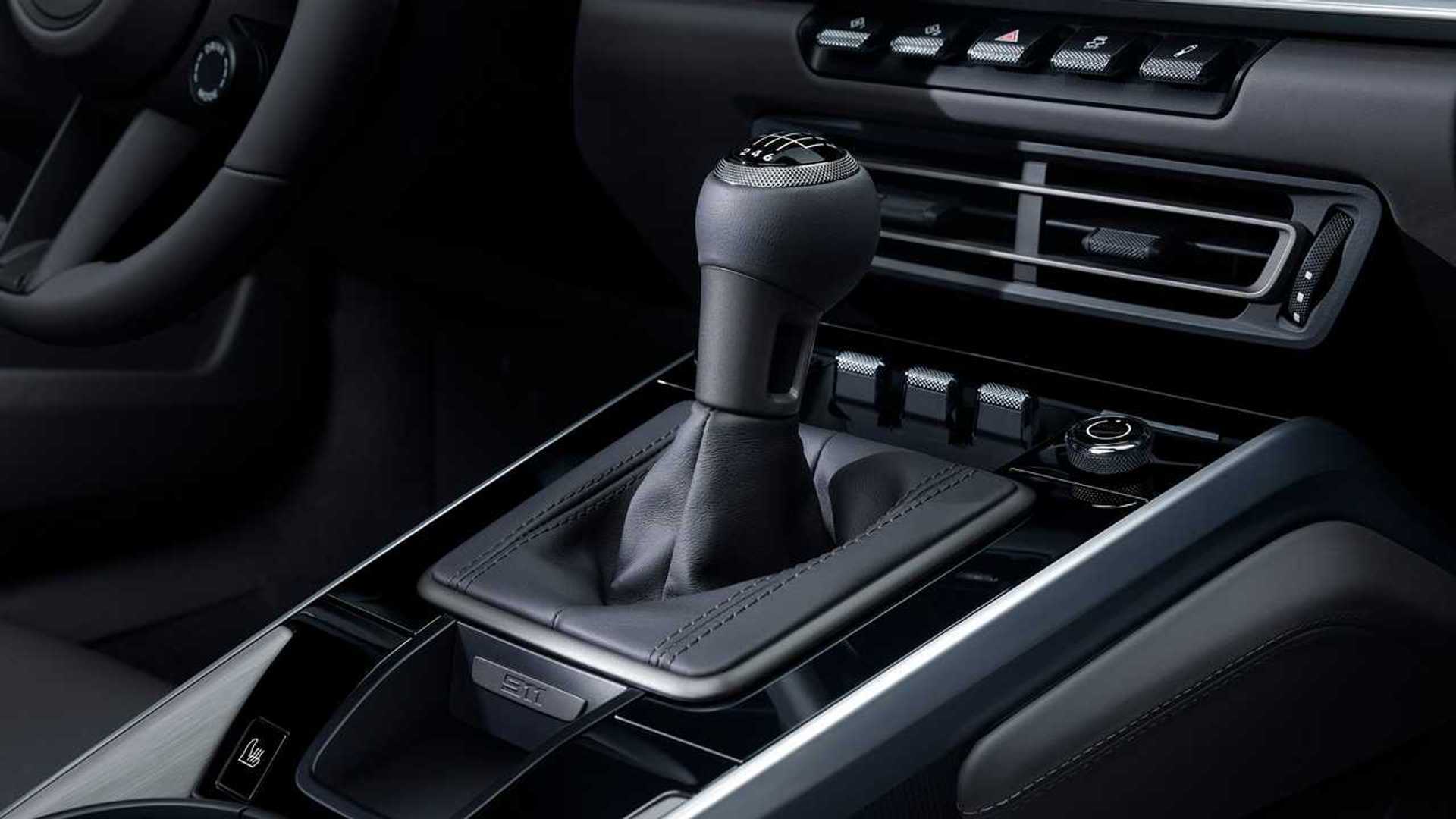 Gigi 4 Pindah Ke Netral. Sepele tapi Penting, 11 Kesalahan Pengguna Mobil Manual
