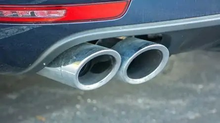 Penyebab Mobil Digas Malah Mati. Gas Mobil Anda Sering Tersendat? Mungkin 5 Hal Ini Penyebabnya